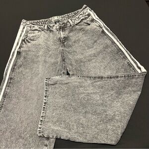 Rewash Women’s Low Pro Black Washed Jeans with White Side Stripes 7/28